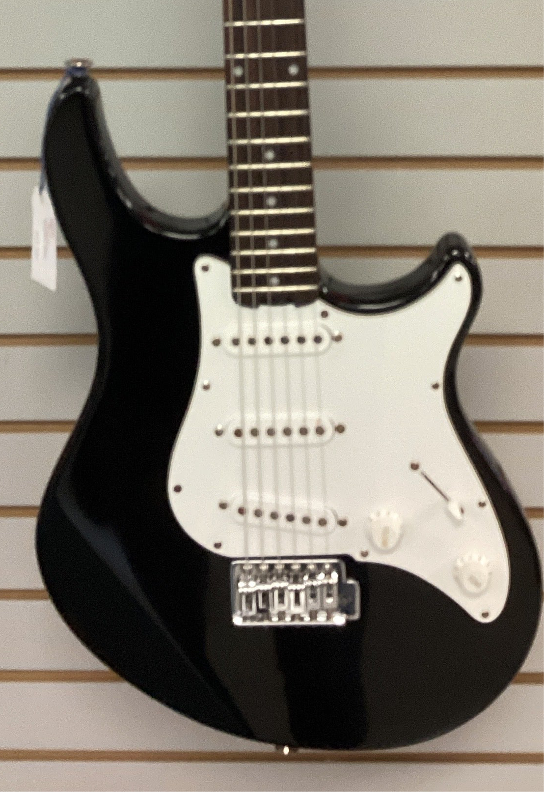 Image of Peavey Predator Plus electric guitar Pre-Owned